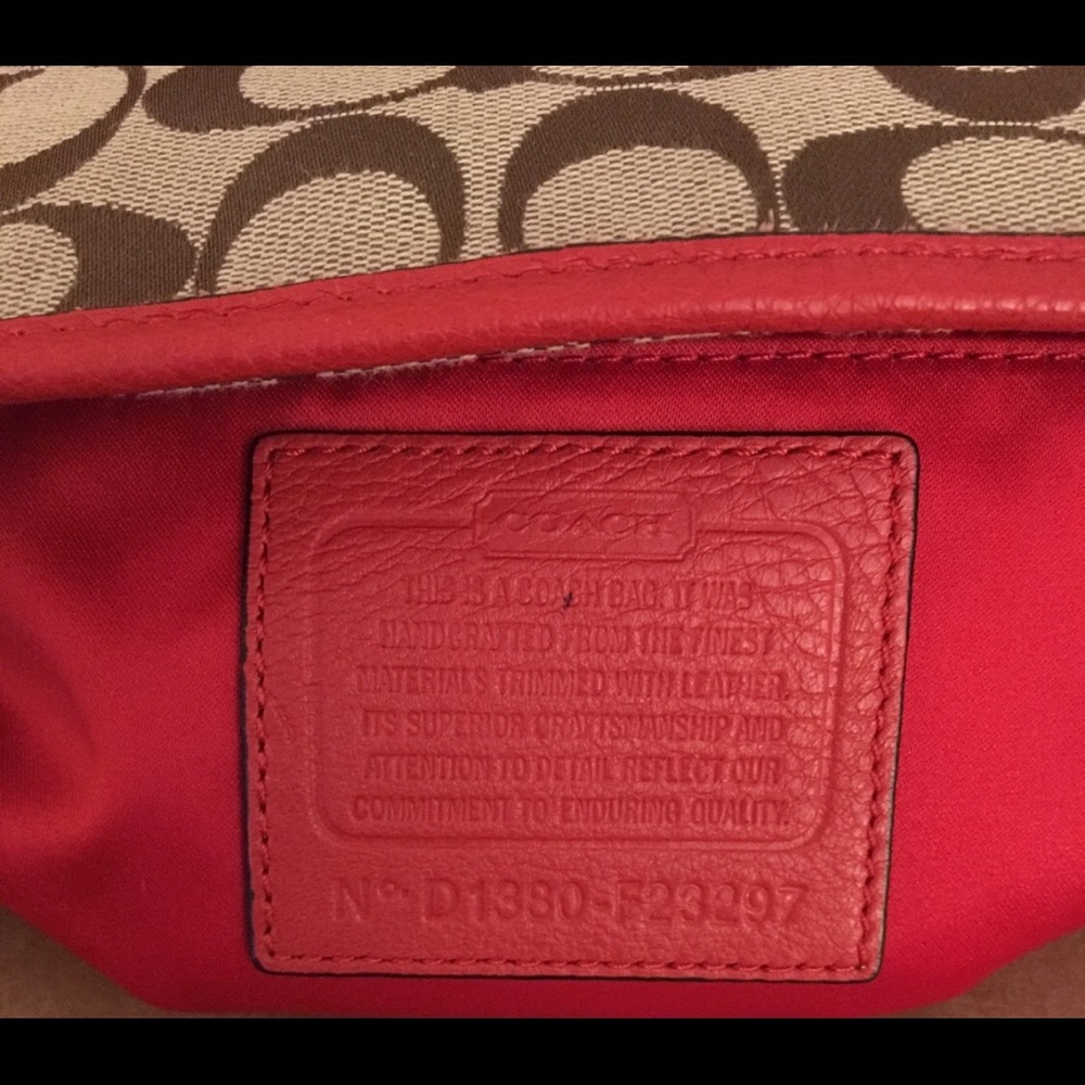 🚨SOLD🚨Coach Handbag - Picture 7 of 7